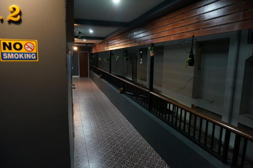 Chula Hotel Чиангмай Экстерьер фото