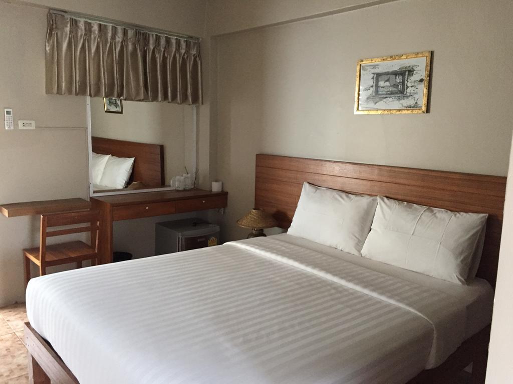 Chula Hotel Чиангмай Экстерьер фото